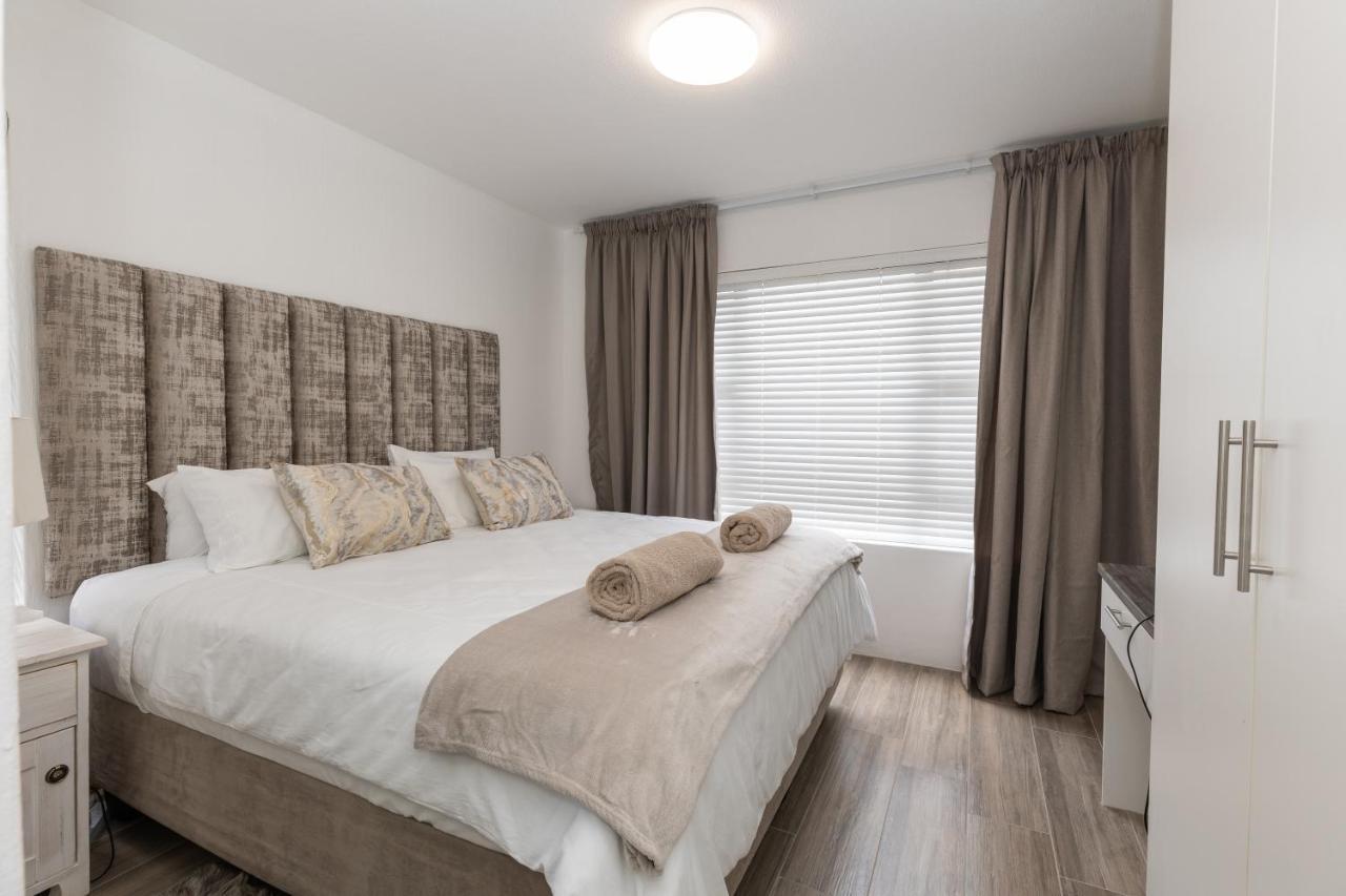 67 The Shades - Luxury Apartment In Umhlanga - Airconditioning Throughout And Inverter Durban Extérieur photo