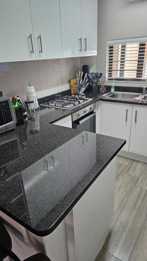 67 The Shades - Luxury Apartment In Umhlanga - Airconditioning Throughout And Inverter Durban Extérieur photo